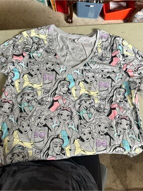Disney Gray V-Neck Tee with Pastel Princess Pattern